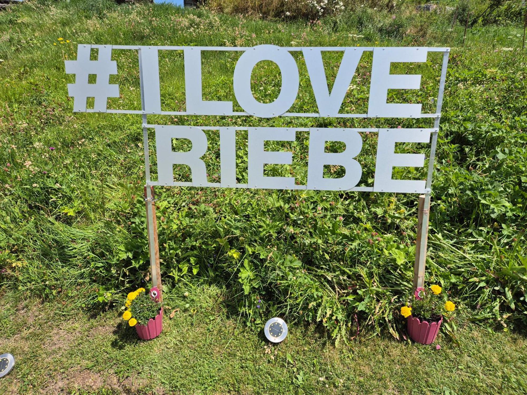 Riebe 331 Apartment Grachen Bagian luar foto